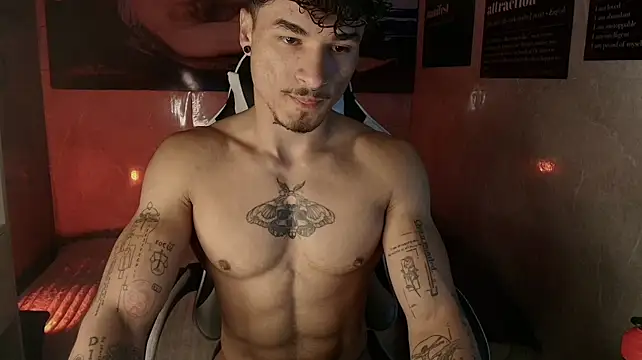 Thomas_Fit1 stripchat live cam model