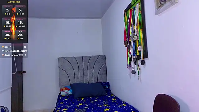Bryan_robayo5 stripchat live cam model