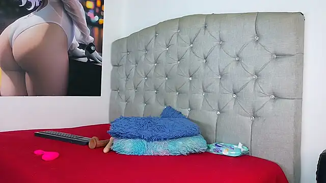 crazy_love_20 stripchat live cam model