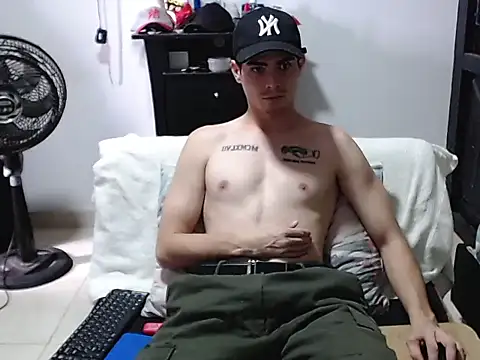 Zac_Efront stripchat live cam model