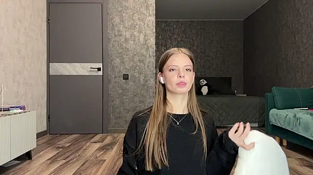 LuBerch stripchat live cam model