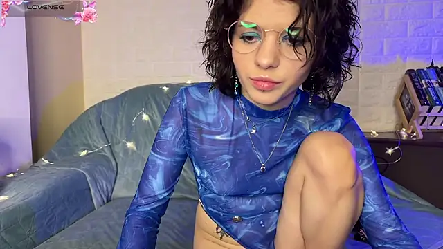 Katya_Zaitseva stripchat live cam model