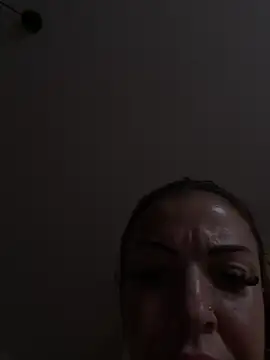 Carlafeet stripchat live cam model