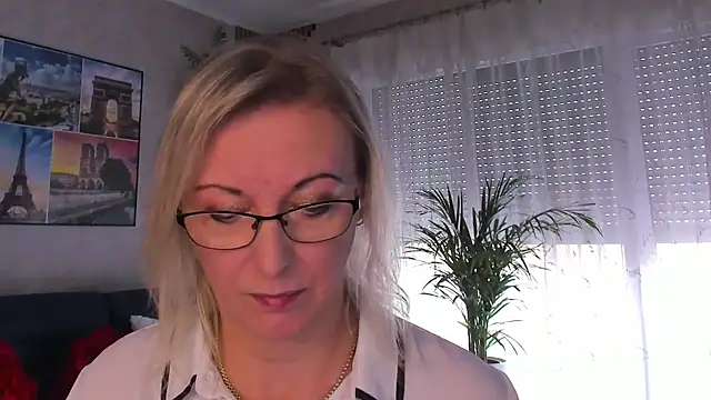 vanessa_chat stripchat live cam model