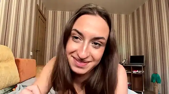 MyraRidler stripchat live cam model
