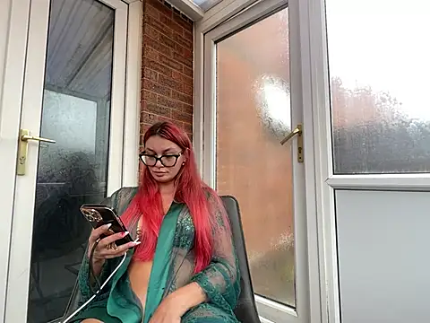 FoxyValentine stripchat live cam model