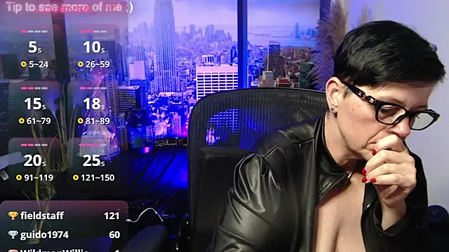 ninarandmann stripchat live cam model