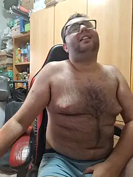 Javier_bear stripchat live cam model