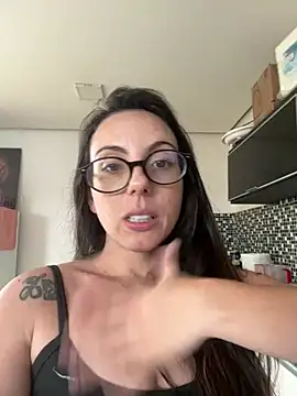 SecretBru stripchat live cam model
