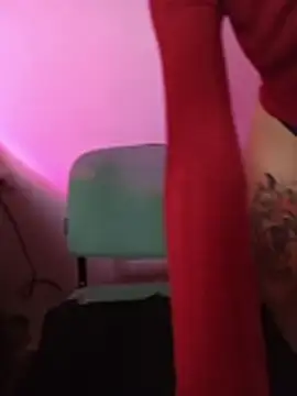 skinnyX333 stripchat live cam model