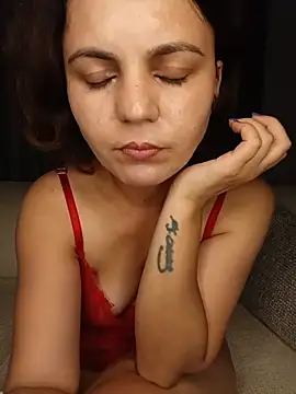 Nilpera stripchat live cam model