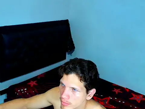 kevinkewman stripchat live cam model