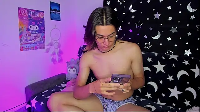 KeitaMoon stripchat live cam model