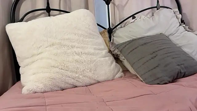 tslurbarbie stripchat live cam model