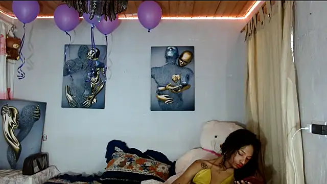Maidi_ stripchat live cam model