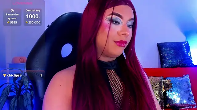 Emili_Roux stripchat live cam model