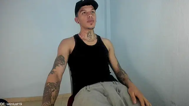 Savajelust stripchat live cam model