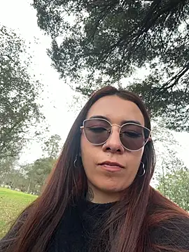 arilynn_ stripchat live cam model
