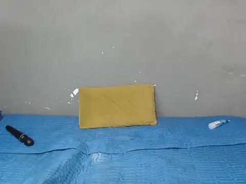 Sweetkittycandy stripchat live cam model