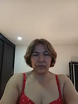 MiaIsabela_ stripchat live cam model