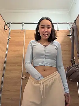 Asian_Asami stripchat live cam model
