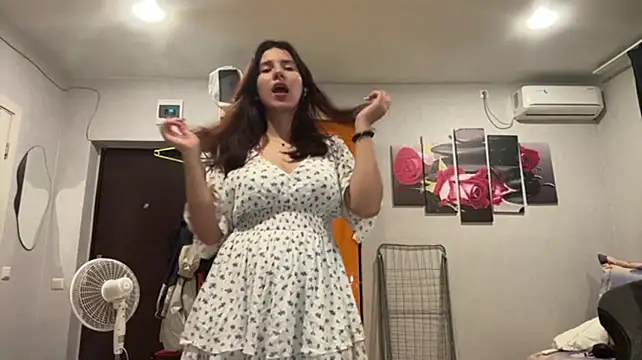 Gracethegreat stripchat live cam model
