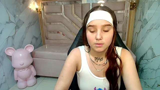 black_russo_r stripchat live cam model