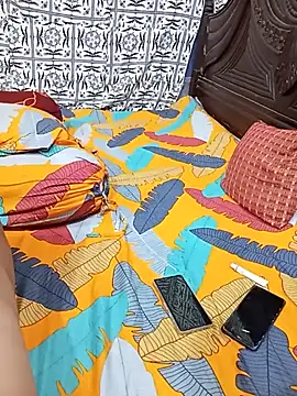 Tanisha-Chy stripchat live cam model