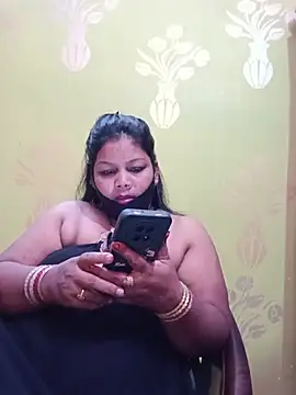 SAHIBAHOTBHABHI stripchat live cam model