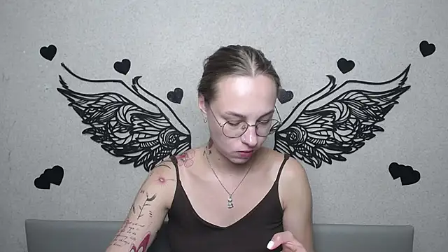 SteshaGlass stripchat live cam model