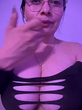 Janna099 stripchat live cam model