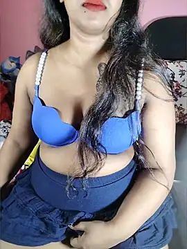 Sexy-Monikaa stripchat live cam model