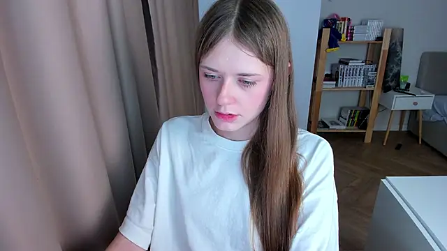 hakulissa stripchat live cam model