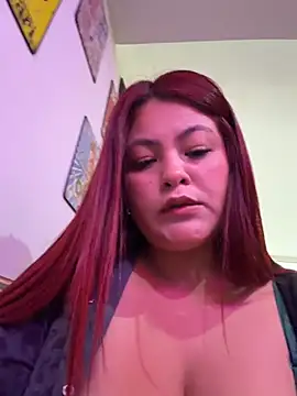 Lia-Moon77 stripchat live cam model