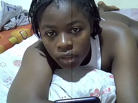 PRETTY-SHANNIA stripchat live cam model
