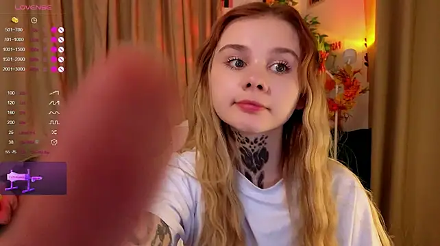 Britney_Lynch stripchat live cam model