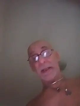 Toby2712 stripchat live cam model