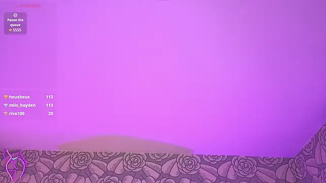 CYRUS_TAY stripchat live cam model