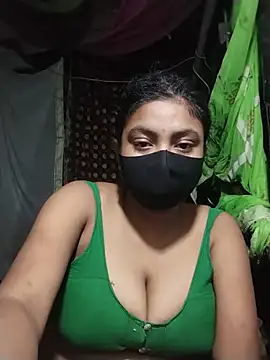 Supta-20 stripchat live cam model