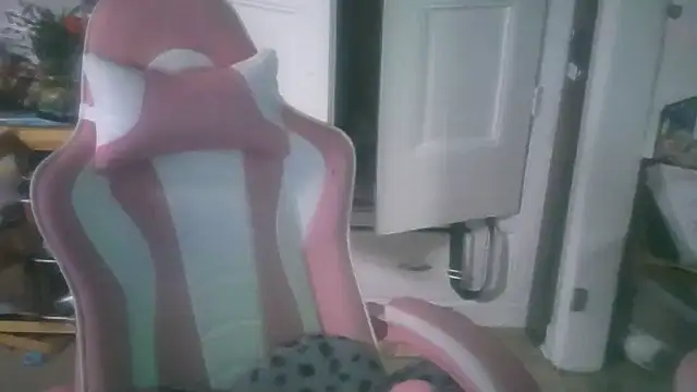 nastydianastrips stripchat live cam model