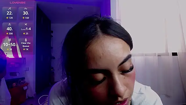 Leslie_Bussh_ stripchat live cam model