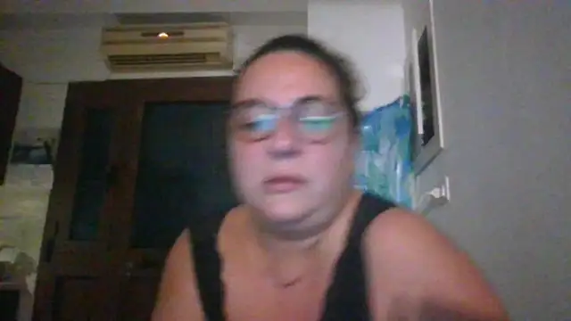 MissEva10 stripchat live cam model