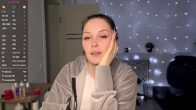 MarryFerarri stripchat live cam model