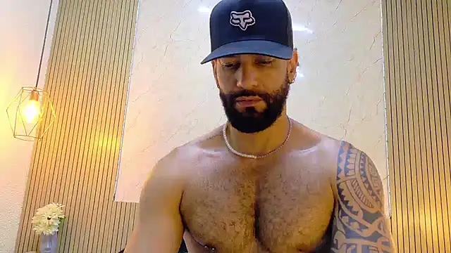 yorbymaxx stripchat live cam model