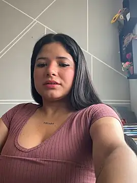 Brittanybaby08 stripchat live cam model