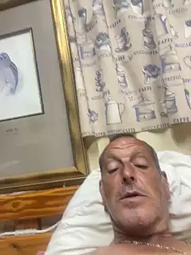 GeldenKuy stripchat live cam model