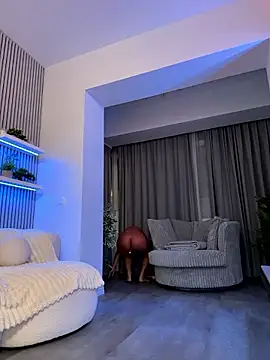 KirstieVegas stripchat live cam model
