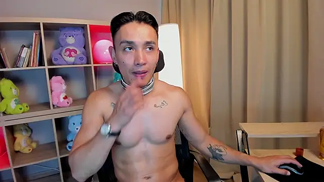 kev_cass stripchat live cam model