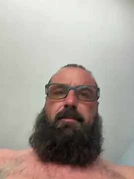 alphareign85 stripchat live cam model