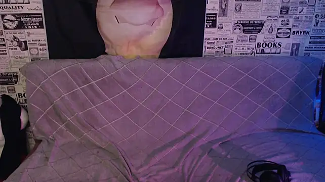 g1vememoney stripchat live cam model
